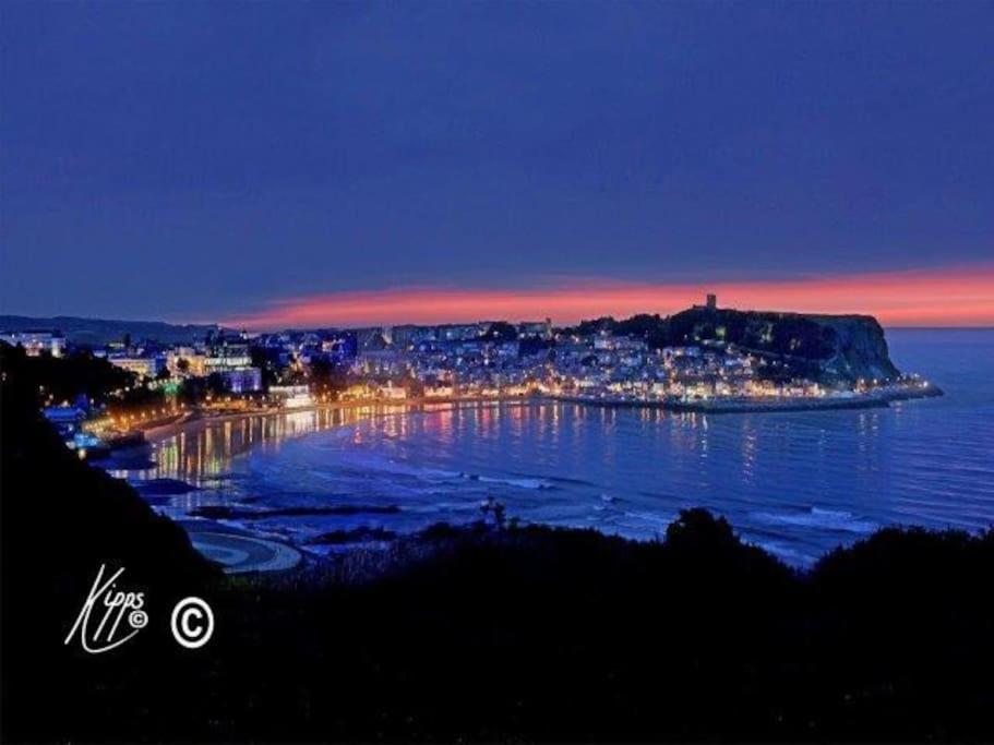 Lovely Semi-Beach 2X Pubs -5 Min Walk-Pets Welcome-Parking-Garden Scalby  Extérieur photo